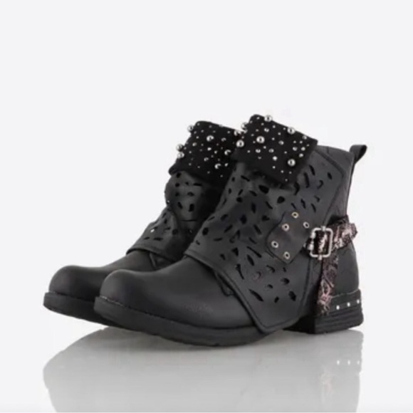 Shoes - Unique Balin Black Leather Ankle Boots Size 7 Cool Design Concert Rock